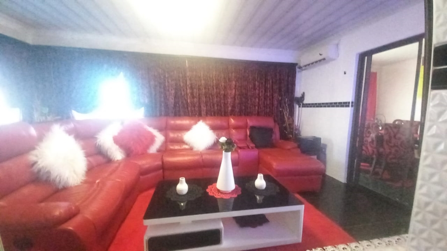 3 Bedroom Property for Sale in Grasslands Free State